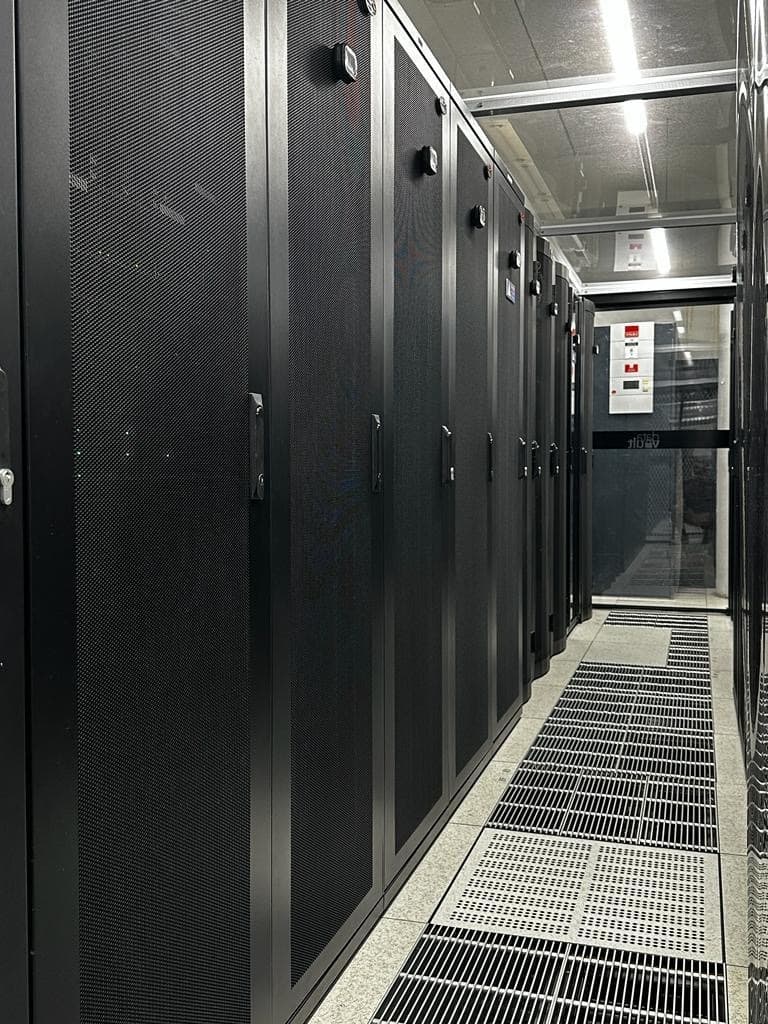 Auckland data center server racks and hosting infrastructure